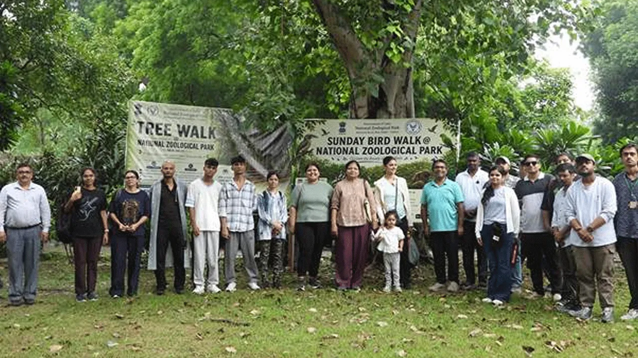 ‘Tree Walk’ and 11th ‘Sunday Bird Walk’ at Delhi Zoo