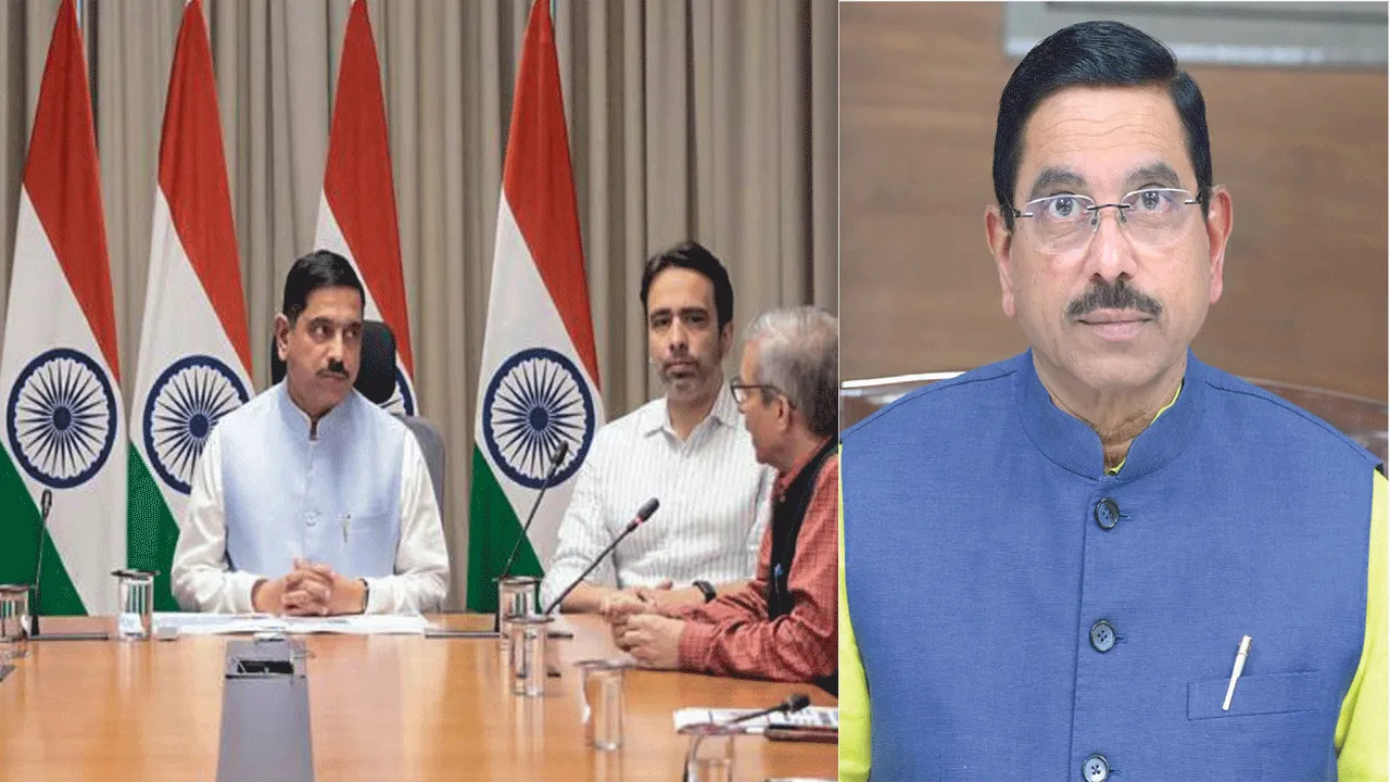 Union Minister Shri Pralhad Joshi takes charge of the Union Ministry of Education